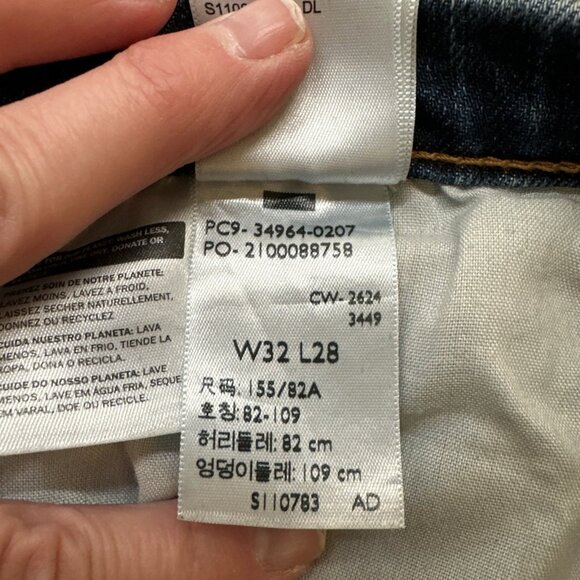 Levis Jeans Womens 32 Blue Wedgie Straight Button Fly High Rise Medium Wash - Picture 13 of 14